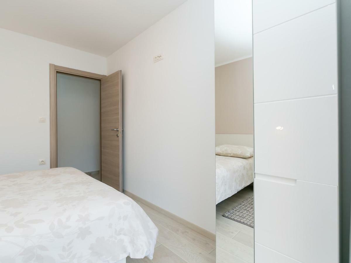 Ninas - Free Wine&Spirit Tasting Apartment วิชยาน ภายนอก รูปภาพ